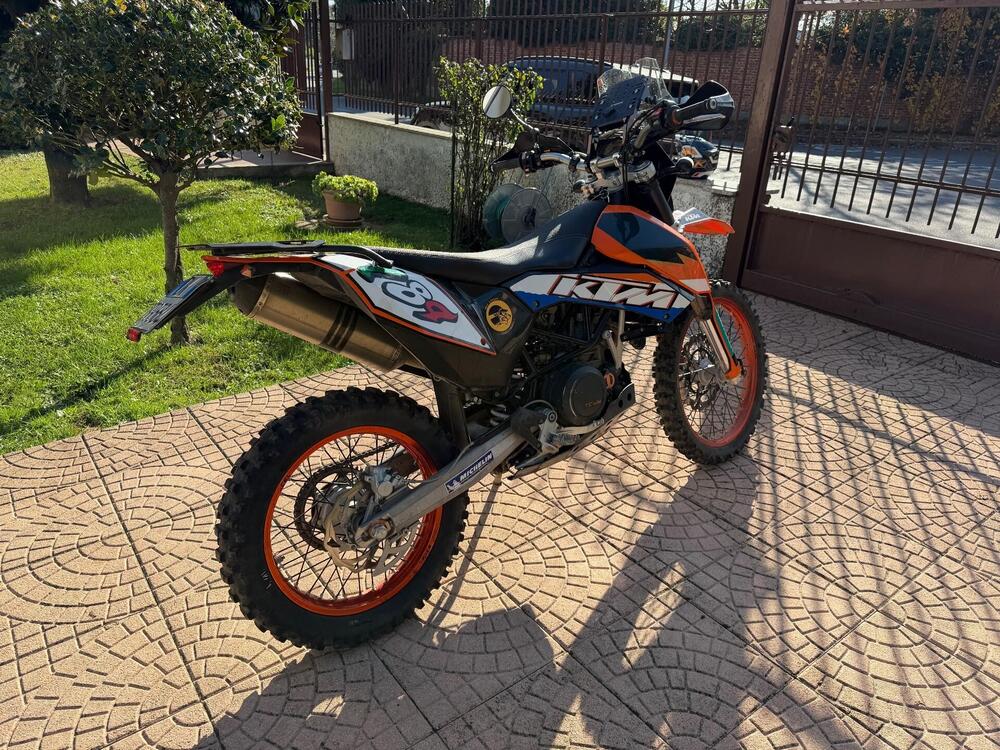 KTM 690 Enduro (2009 - 11) (4)