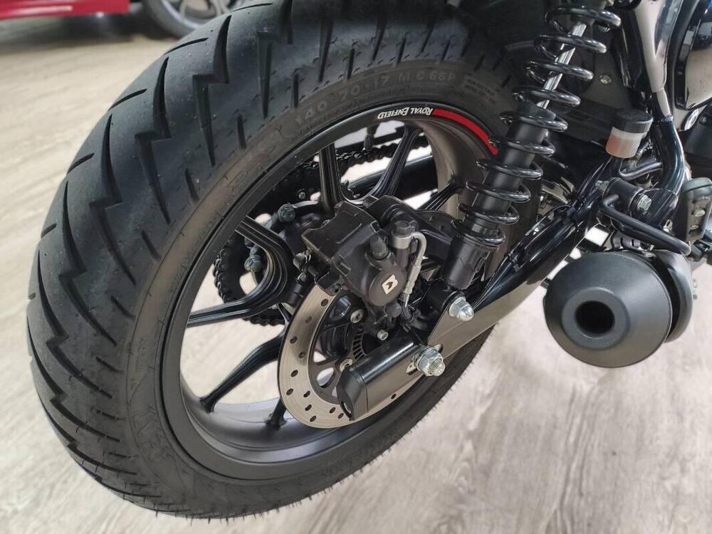 Royal Enfield Classic 350 (2021 - 26) (10)