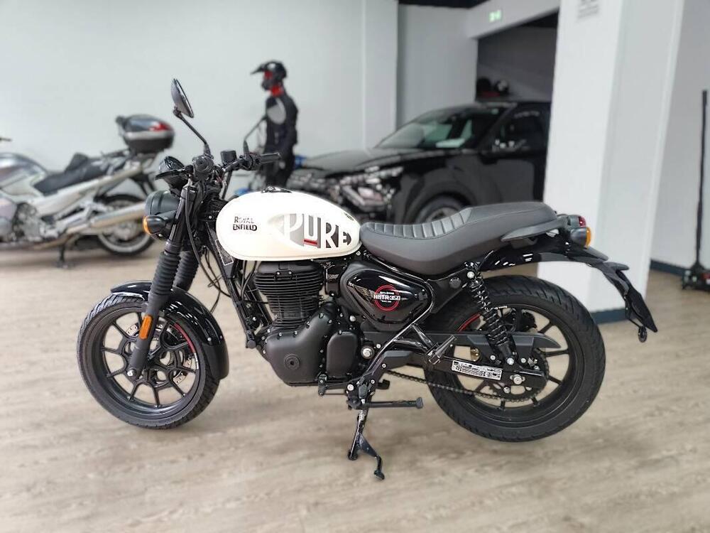 Royal Enfield Classic 350 (2021 - 26) (6)