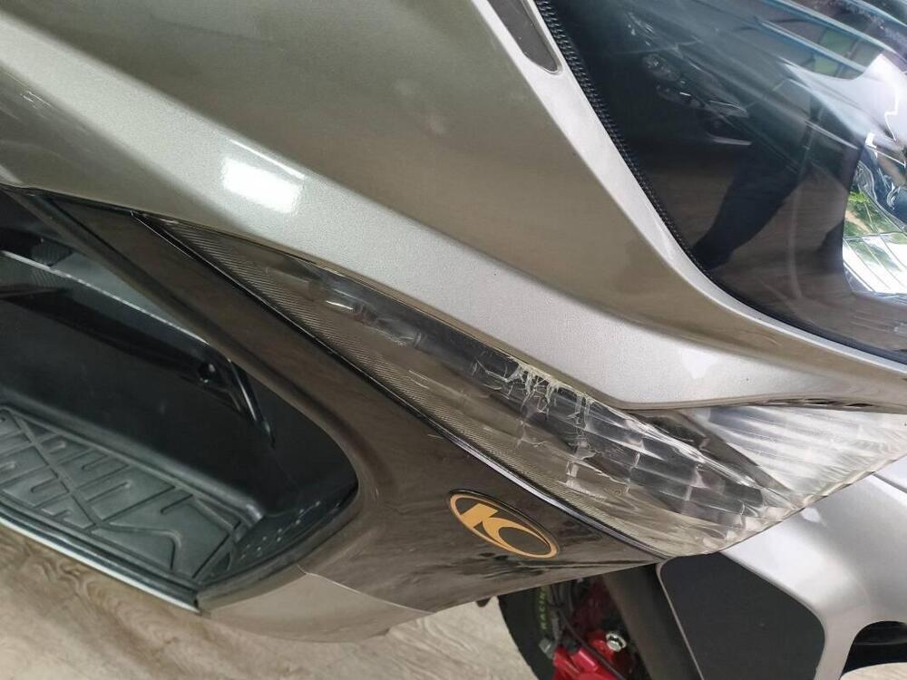 Kymco Xciting 300i (10)