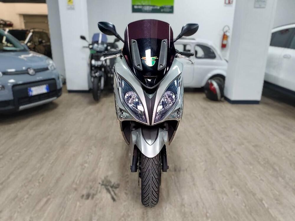 Kymco Xciting 300i (2)