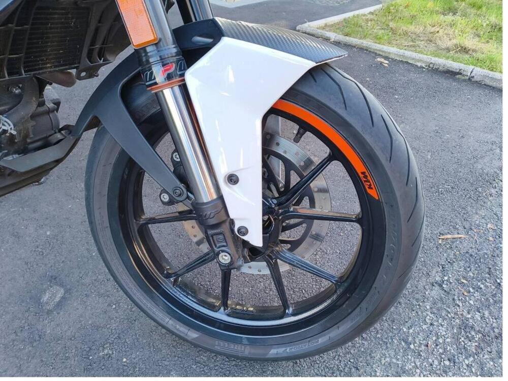 KTM 125 Duke (2021 - 23) (19)