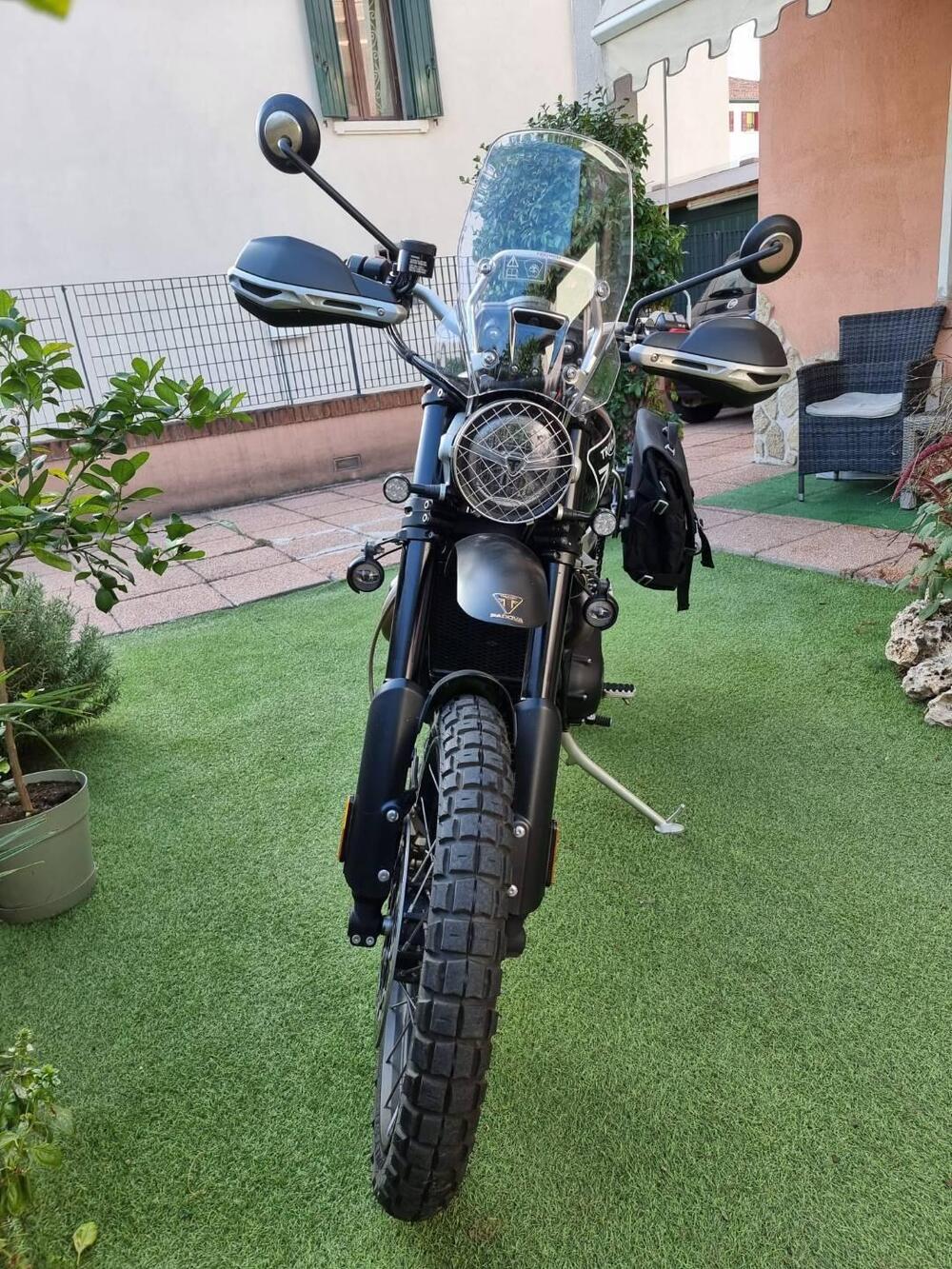 Triumph Scrambler 1200 XE Bond Edition (2020) (4)