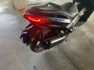 Yamaha X-Max 300 Tech Max (2021 - 24) usata