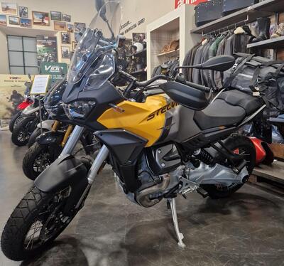 Moto Guzzi Stelvio (2024 - 25) usata