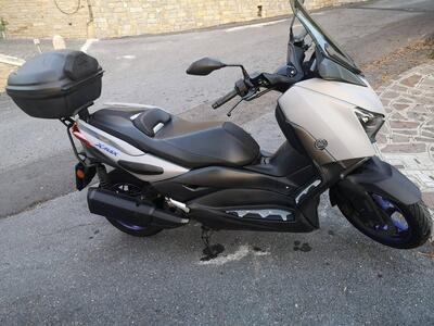 Yamaha X-Max 300 (2021 - 24) usata