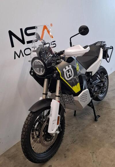 Husqvarna Norden 901 Expedition (2025) usata