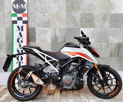 KTM 390 Duke (2021 - 23) usata