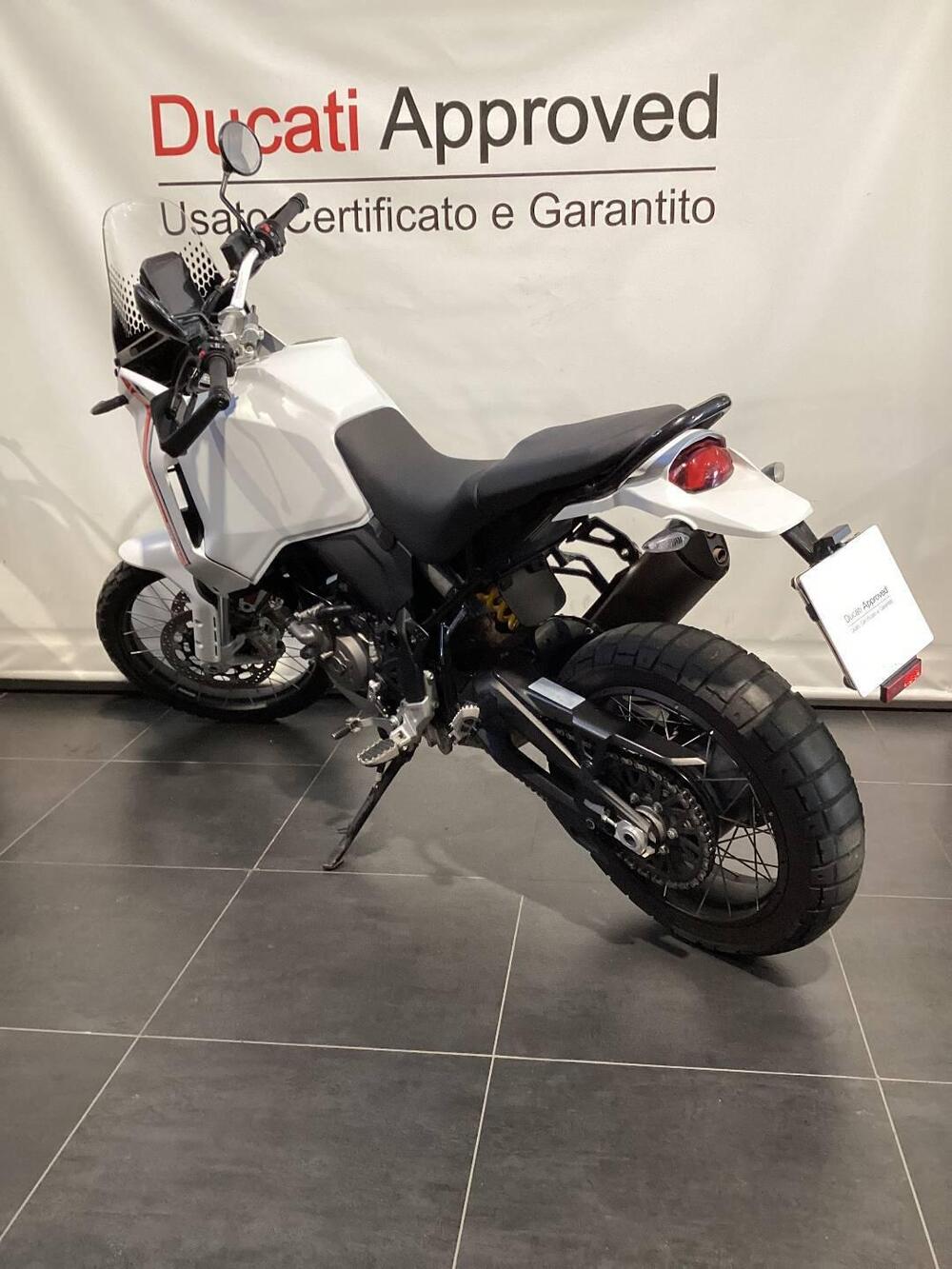 Ducati DesertX (2022 - 25) (4)