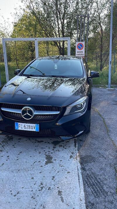 Mercedes-Benz CLA 200 d Automatic Premium Dark Night del 2016 usata a Trieste