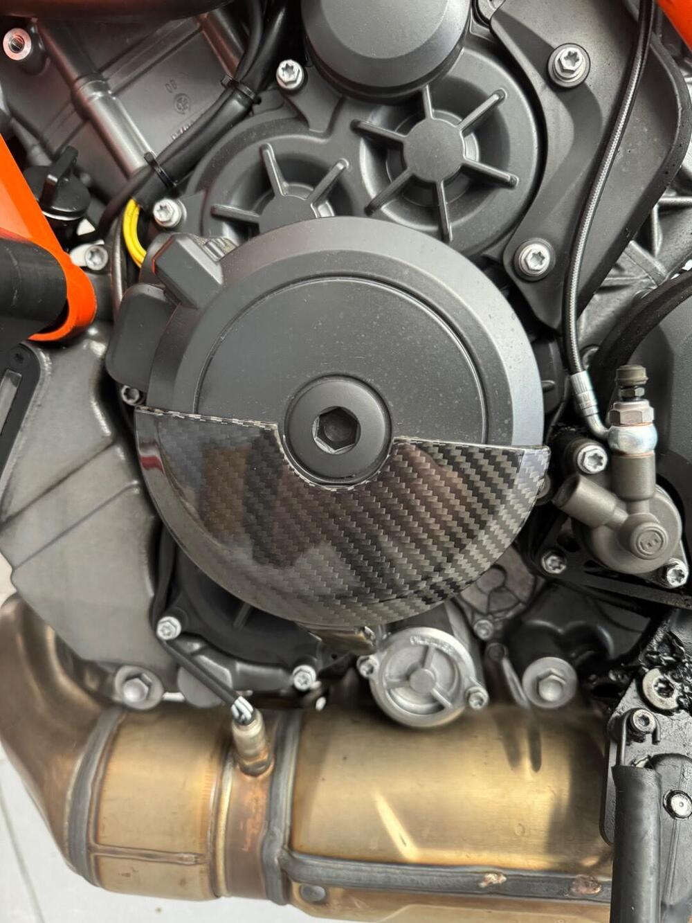KTM 1290 Super Duke R (2020) (13)