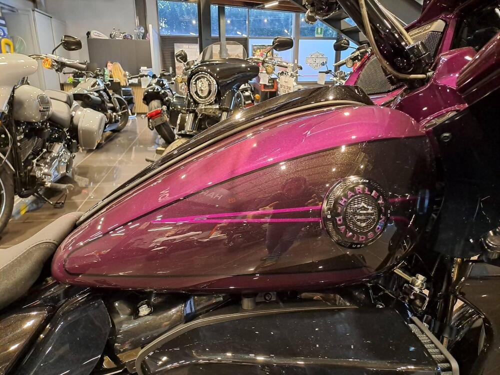 Harley-Davidson CVO Road Glide (2025 - 26) (4)