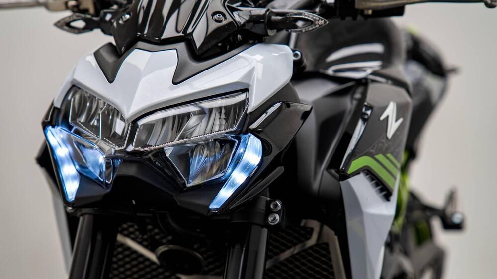 Kawasaki Z 900 (2021 - 24) (17)