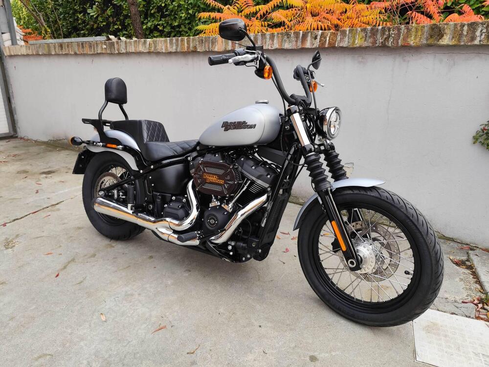 Harley-Davidson 107 Street Bob (2018 - 20) - FXBB (4)