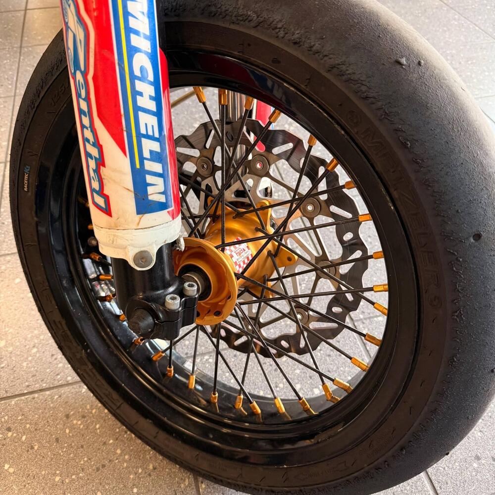 Honda CRF 450 R (2009) (5)