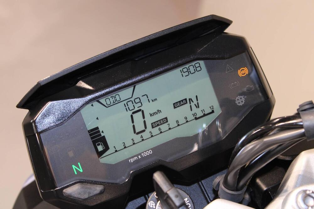 Bmw G 310 R (2021 - 25) (6)