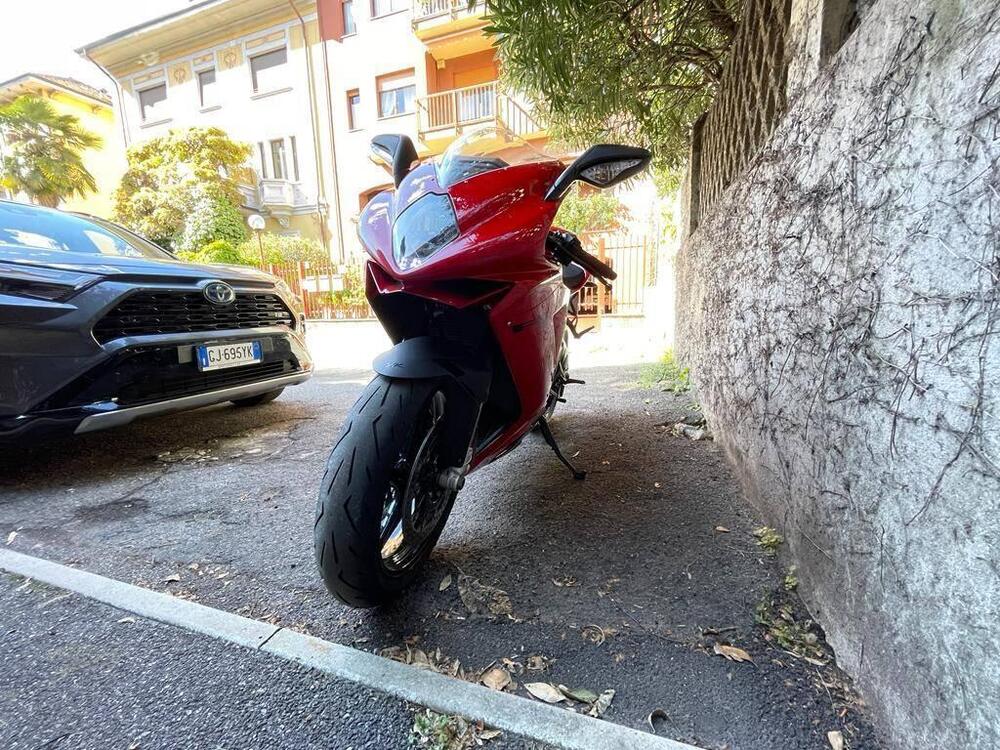 MV Agusta F3 800 Rosso (2021 - 23) (7)