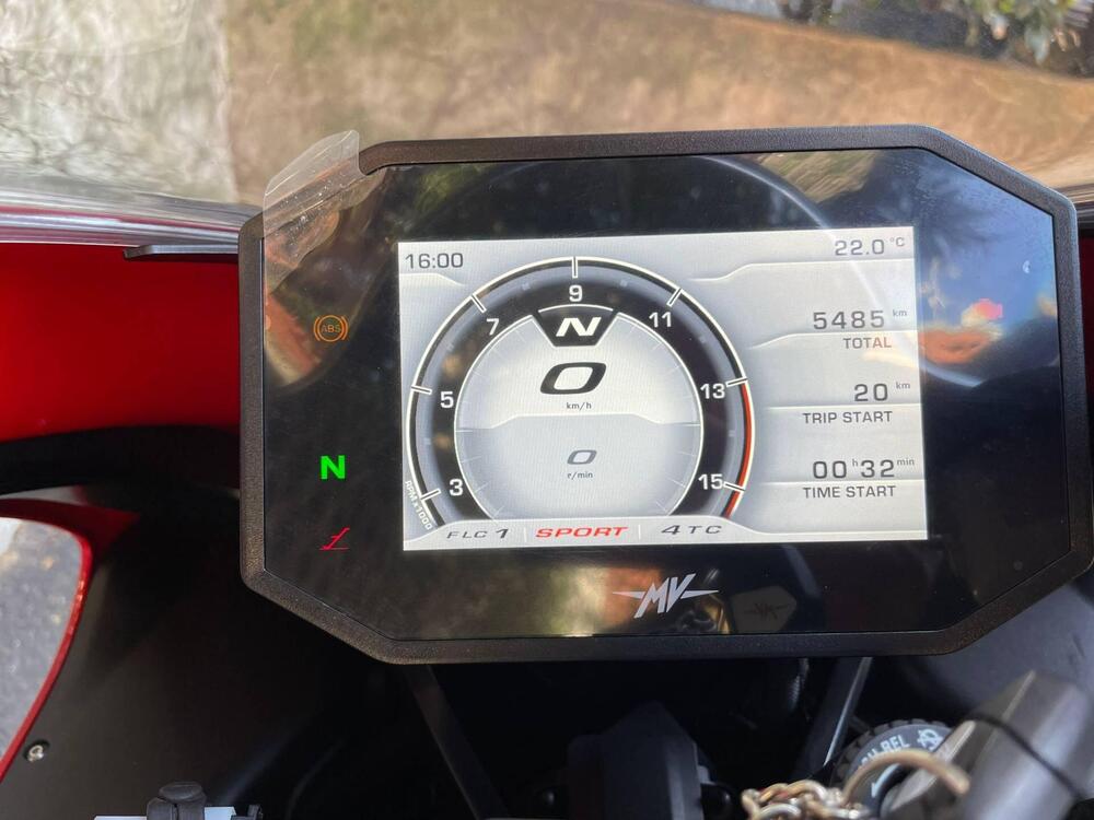 MV Agusta F3 800 Rosso (2021 - 23) (9)