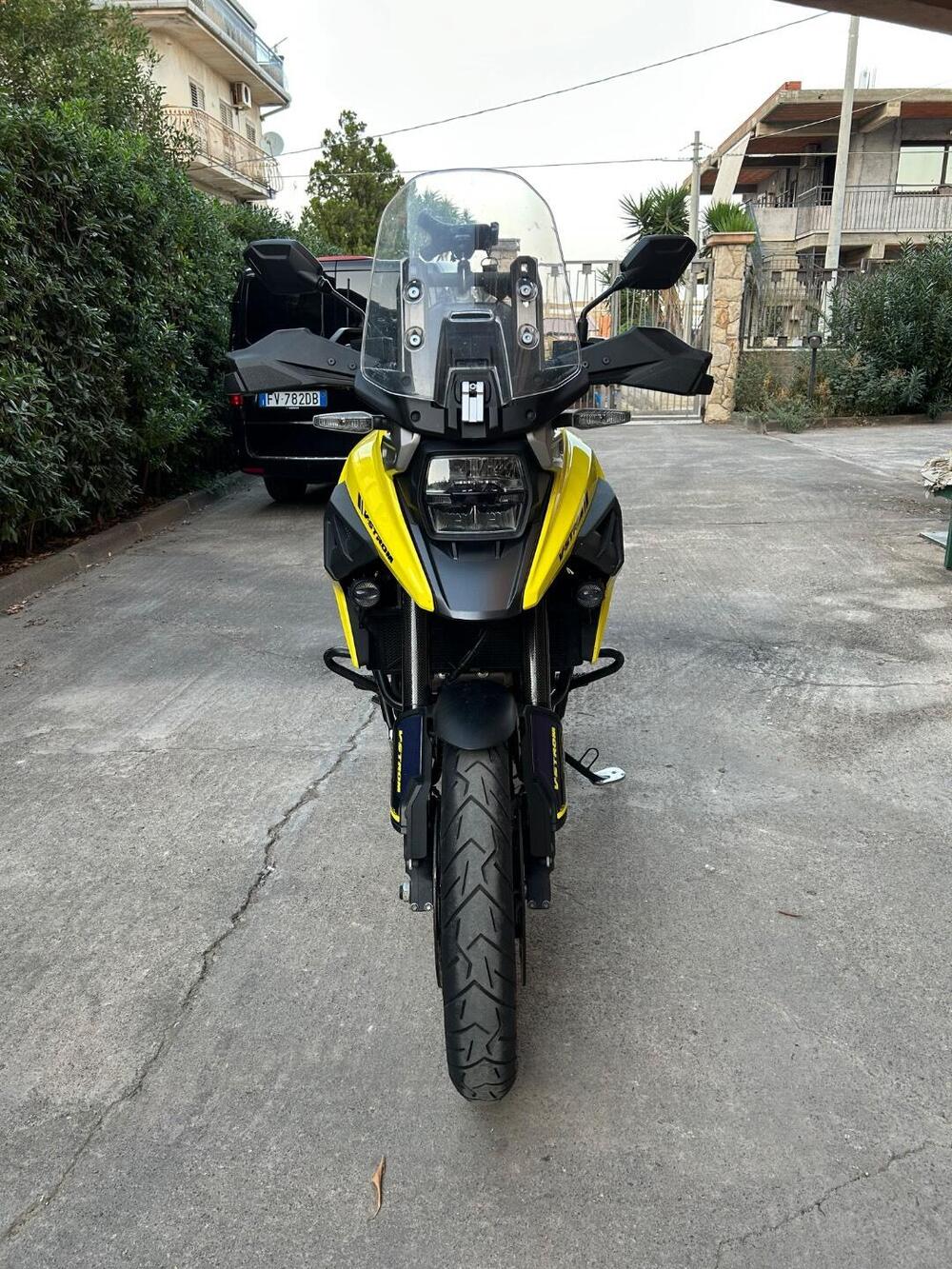 Suzuki V-Strom 1050XT (2020 - 23) (7)