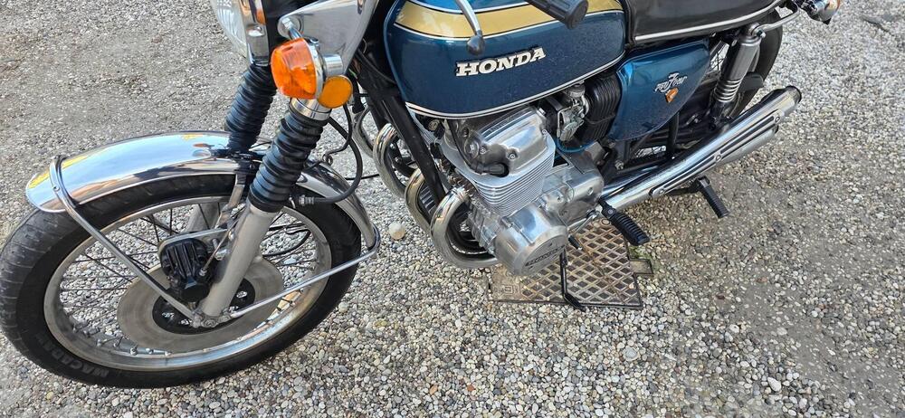 Honda CB 750 FOUR K2 (2)