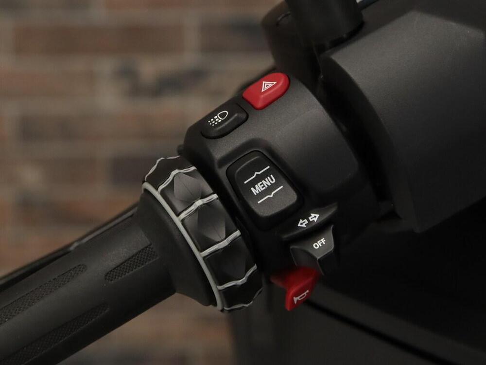 Bmw C 400 X (2025 - 26) (11)