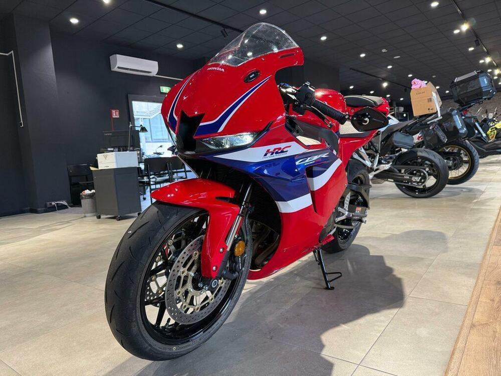 Honda CBR 600 RR (2024 - 26) (7)