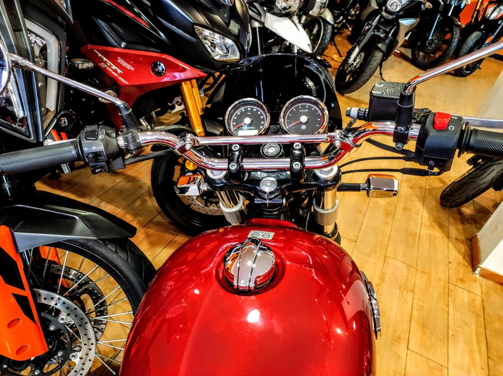 Royal Enfield Interceptor 650 (2021 - 26) (8)