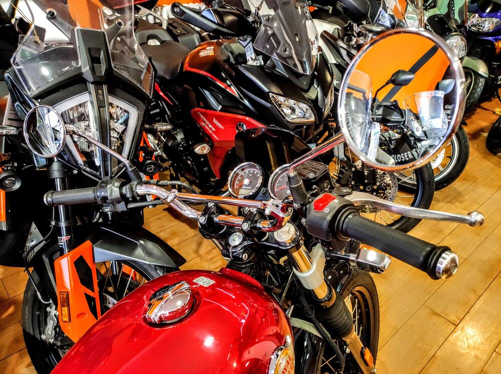 Royal Enfield Interceptor 650 (2021 - 26) (14)