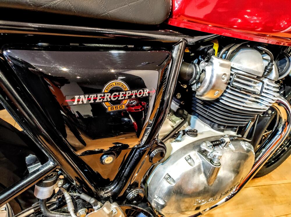 Royal Enfield Interceptor 650 (2021 - 26) (15)