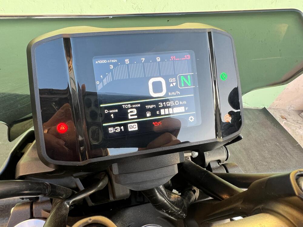 Yamaha MT-09 (2021 - 23) (6)