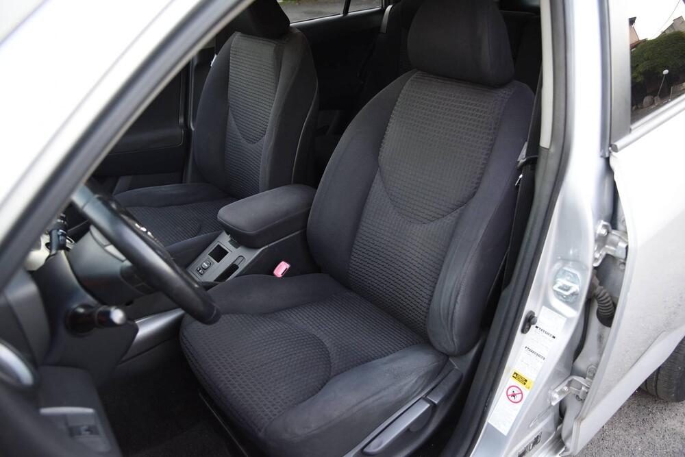 Toyota Rav4 usata a Catania (10)