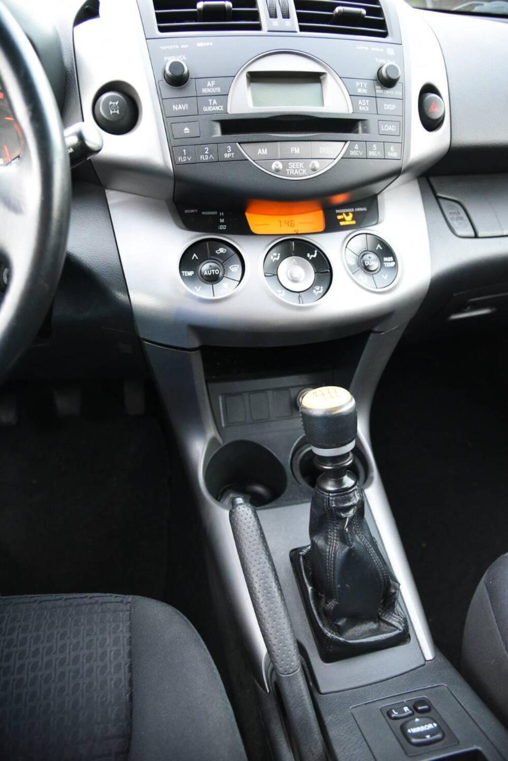 Toyota Rav4 usata a Catania (12)