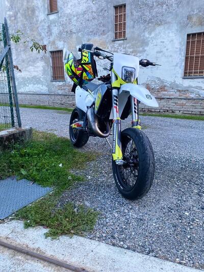 Husqvarna TC 125 (2024) usata