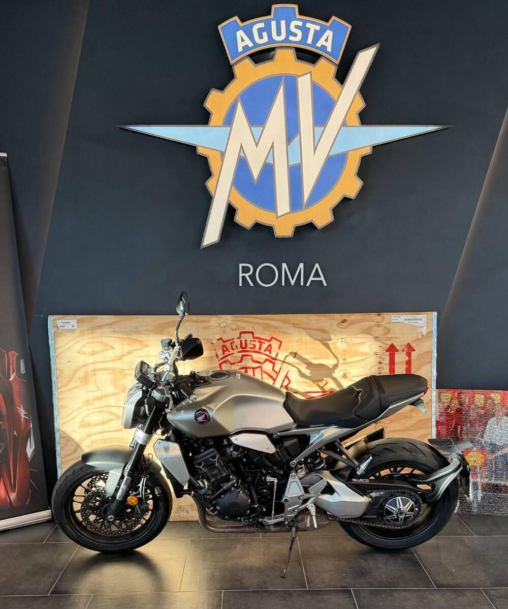 Honda CB 1000 R (2021 - 25) (2)