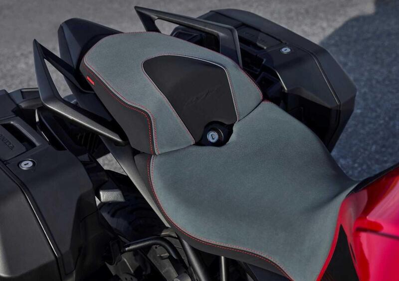 Honda CB 1000 GT CB 1000 GT (2026) (15)