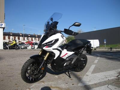 Honda X-ADV 750 DCT (2021 - 24) usata