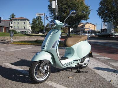Vespa Primavera 125 (2021 - 23) usata