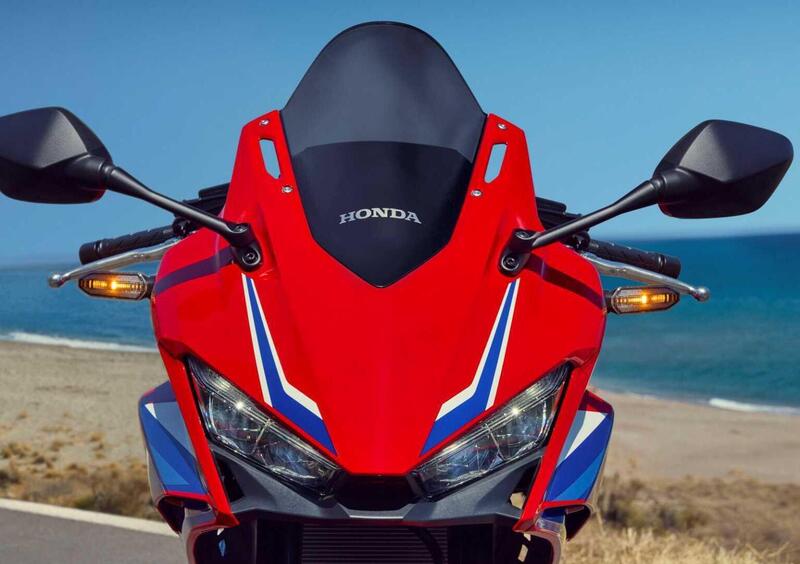 Honda CBR 500 R CBR 500 R (2026) (8)