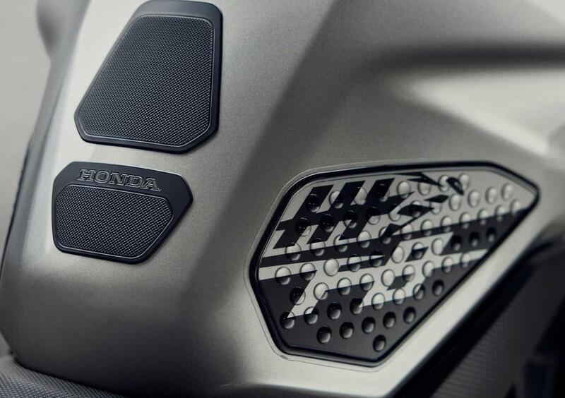 Honda CB 750 Hornet CB 750 Hornet (2026) (14)