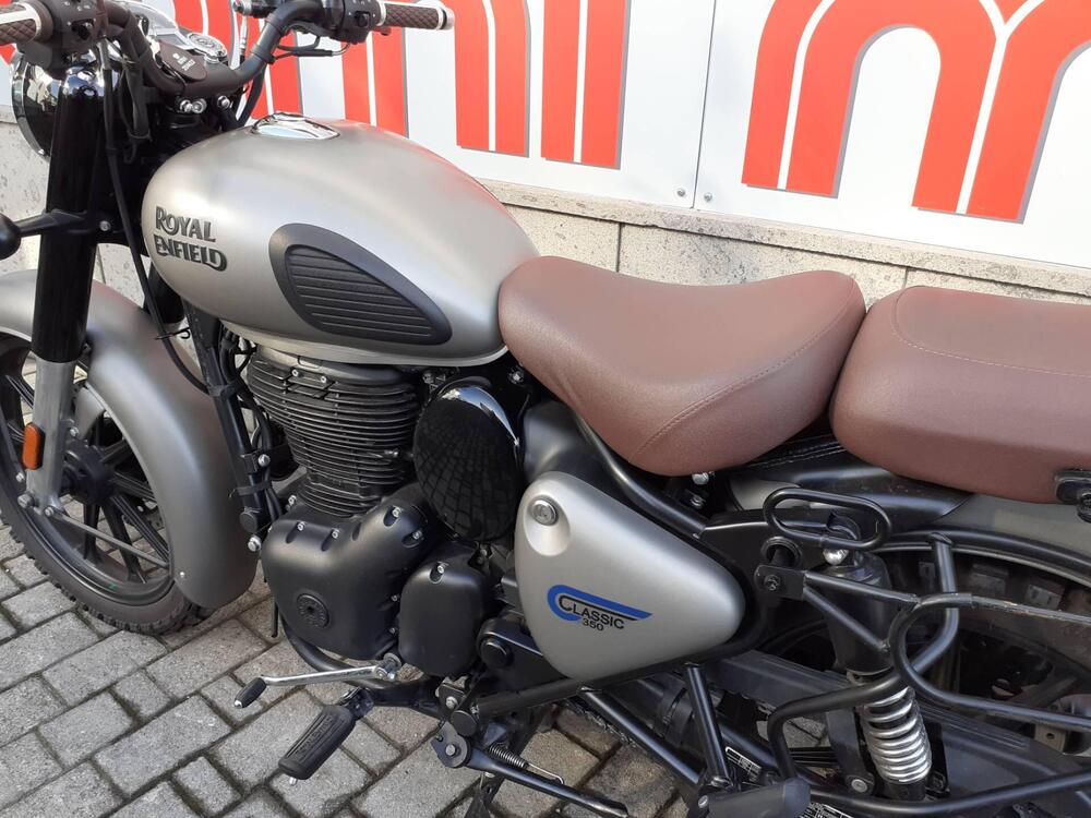 Royal Enfield Classic 350 (2021 - 26) (12)
