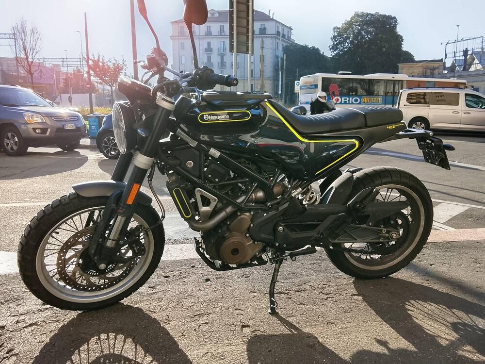 Husqvarna Svartpilen 401 (2018 - 19) (2)