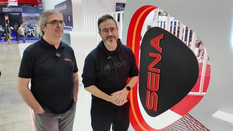 SENA a EICMA 2025 con 15 nuovi prodotti [VIDEO]