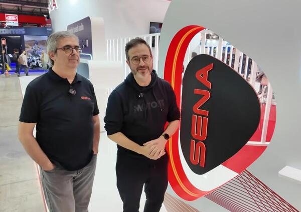 SENA a EICMA 2025 con 15 nuovi prodotti [VIDEO]