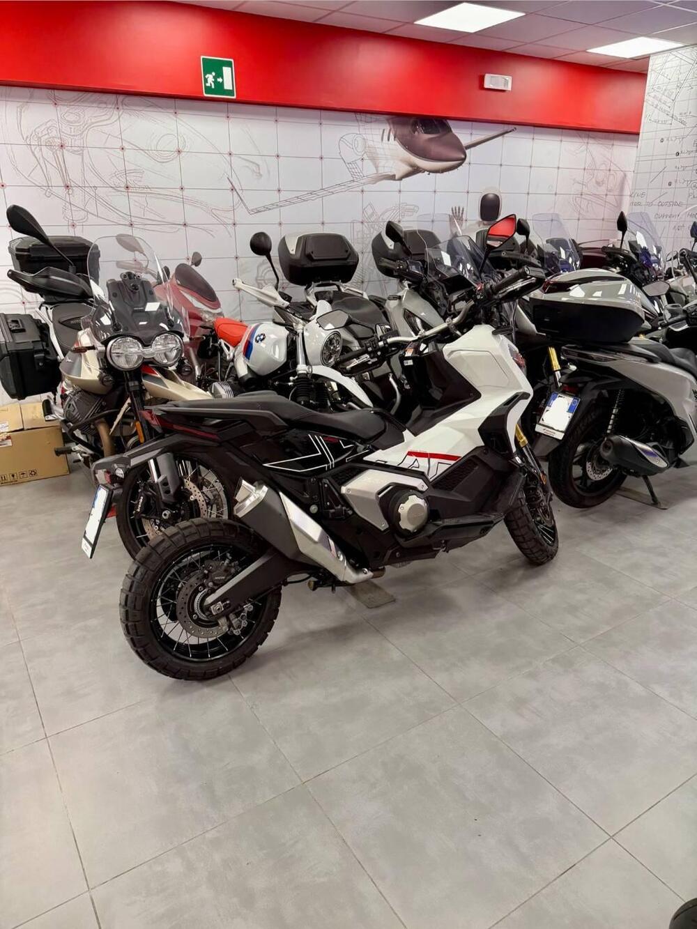 Honda X-ADV 750 DCT (2021 - 24) (2)