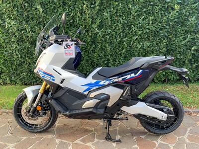 Honda X-ADV 750 Special Edition (2026) nuova