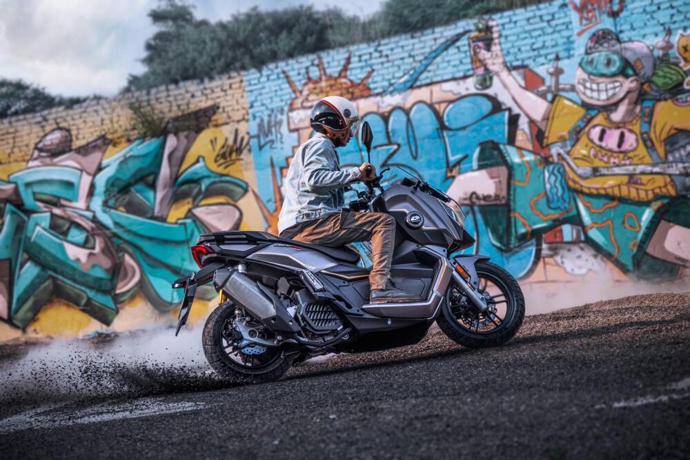 QJ Motor ATR 125 X (2024 - 26)