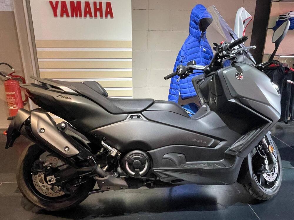 Yamaha T-Max 560 (2025 - 26) (4)