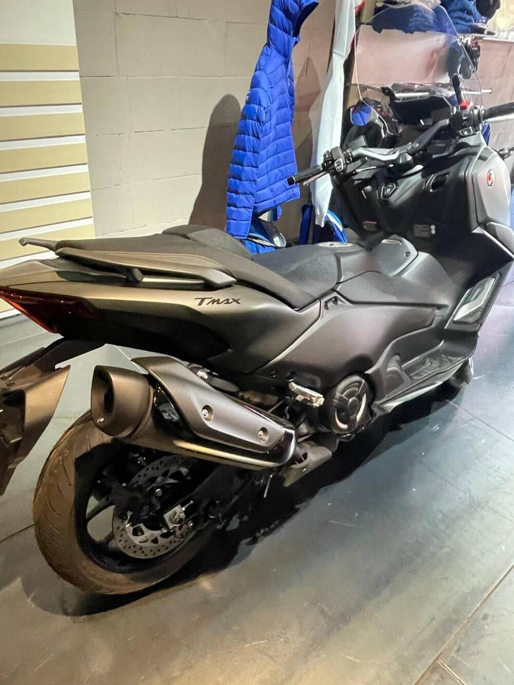 Yamaha T-Max 560 (2025 - 26) (5)