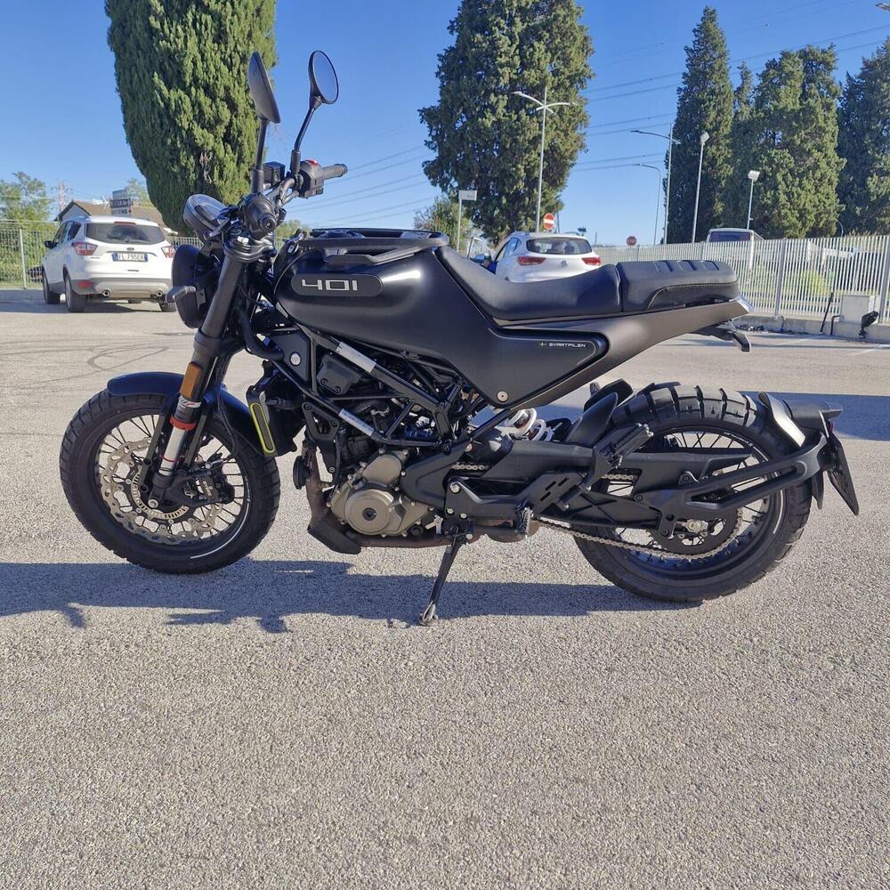 Husqvarna Svartpilen 401 (2021 - 23) (3)