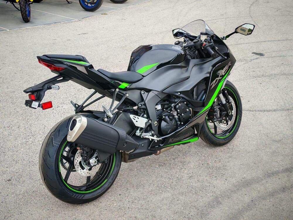 Kawasaki Ninja 636 ZX-6R (2024 - 26) (4)